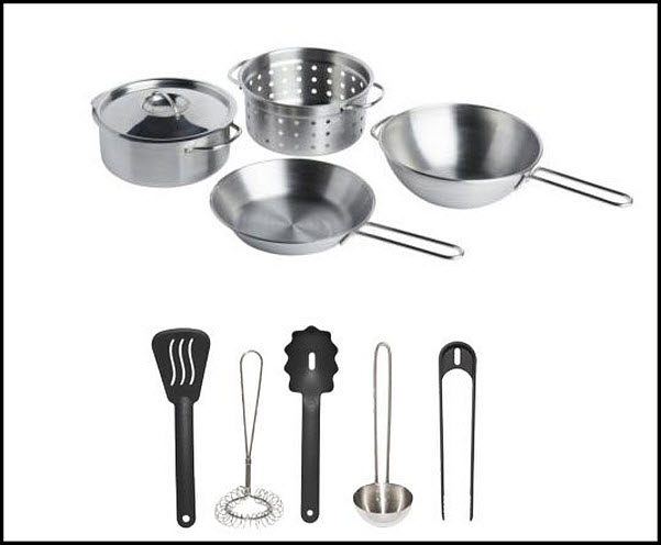 Metal toy pots and pans